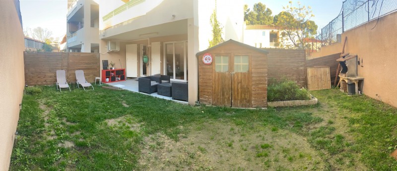 Appartement type 3 de 63 m² en rez-de-jardin avec une terrasse et un beau jardin ensoleillé dans le 15 ème arrondissement de Marseille