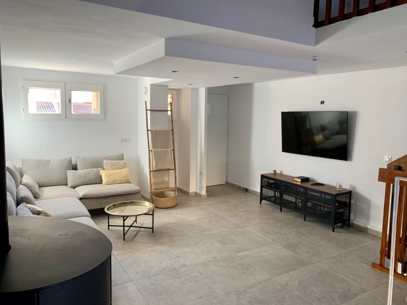 Maison mitoyenne type 4 de 100 m² avec garage dans le secteur très recherché des Pinchinades à Vitrolles limitrophe avec les Pennes Mirabeau