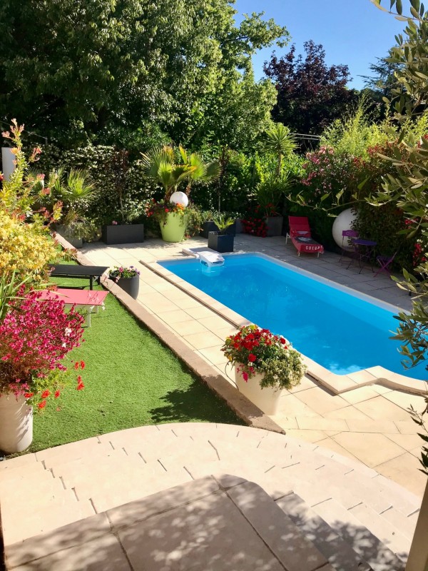 Maison type 4 de 110 m² de plain-pied avec piscine sur une parcelle de 475 m2 aux Pennes Mirabeau