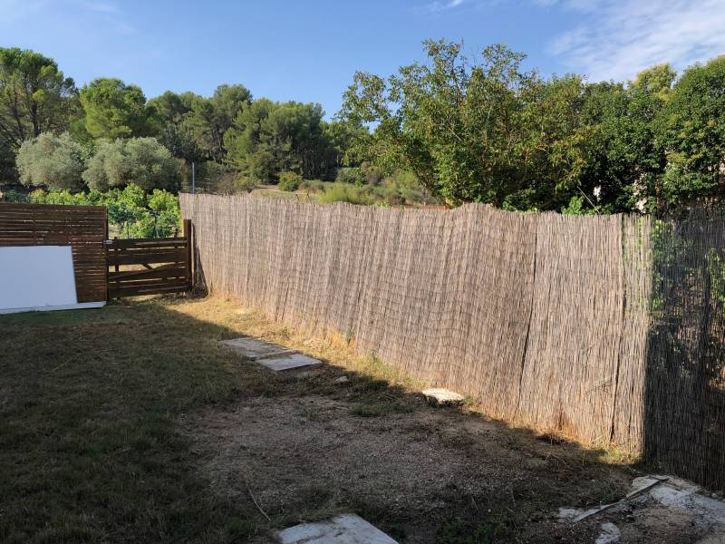 jardin 100 m² à Calas