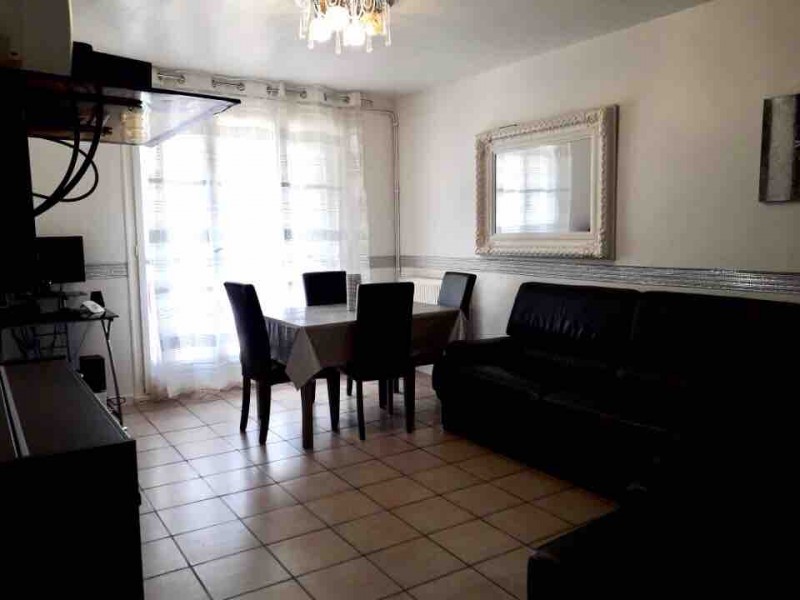 Appartement Type 3 de 55 m² au 1er étage dans une résidence de Marseille 