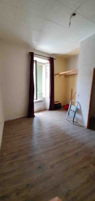 Au coeur du village de Septemes-les-Vallons bel appartement T2 de 60 m²