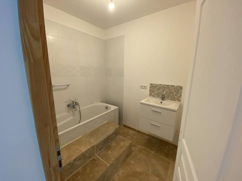 MARSEILLE 13015 les Borels, maison 150 m² avec piscine et vue mer