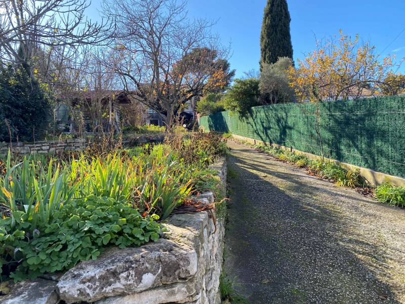 Maison type 3/4 avec dépendance et garage